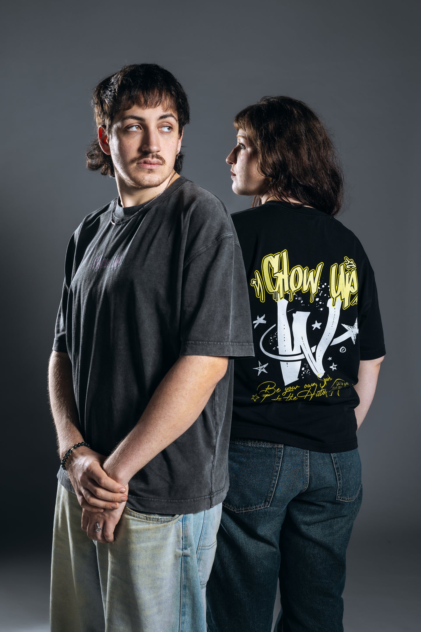 CAMISETA OVERSIZE "GRAFFITI"