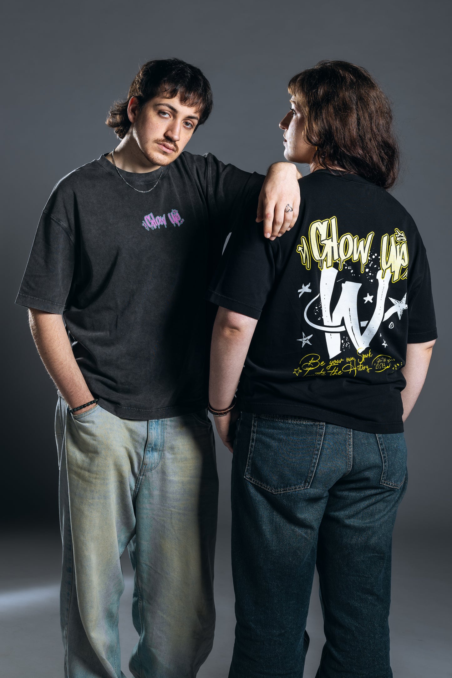 CAMISETA OVERSIZE "GRAFFITI"