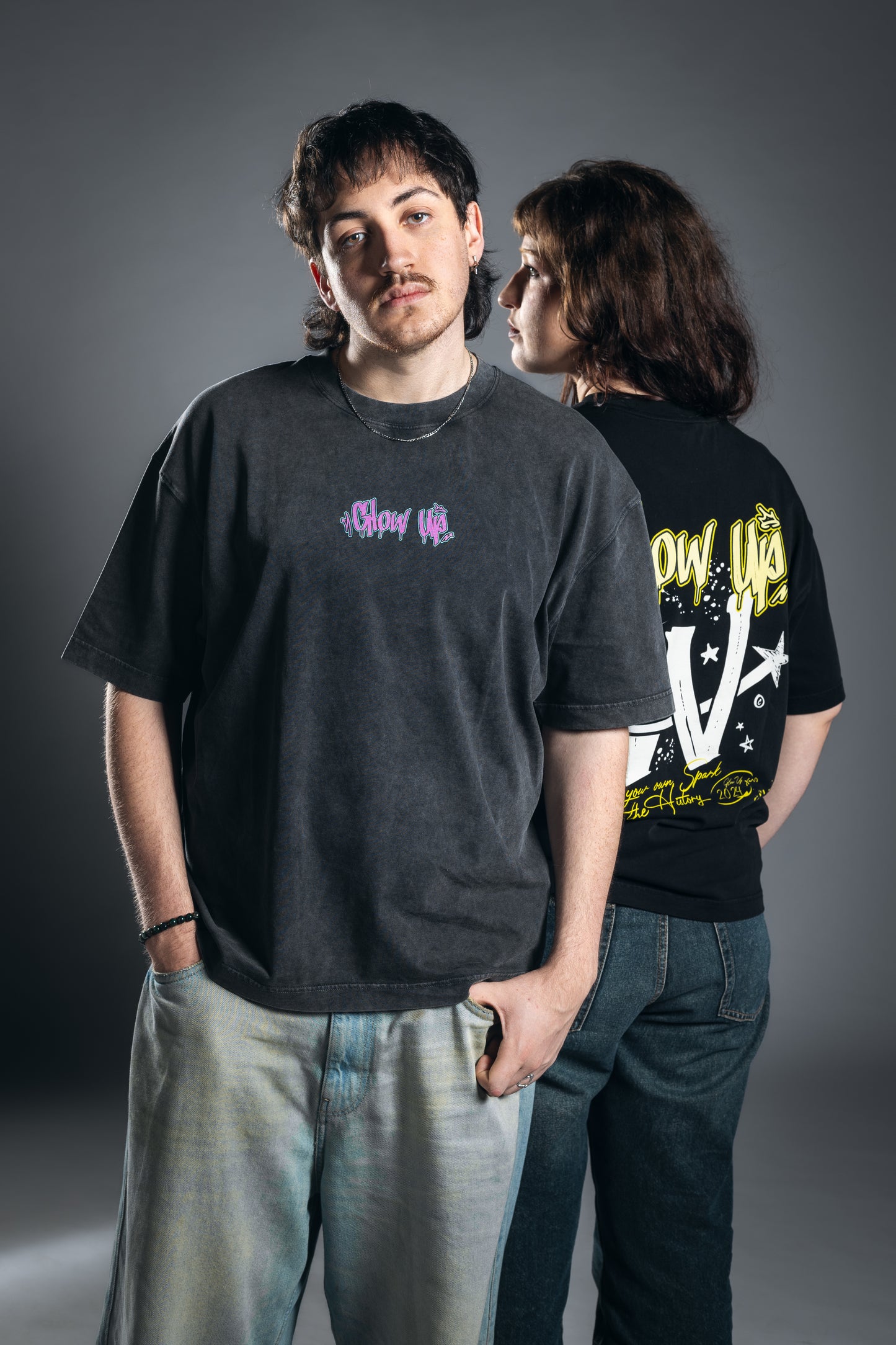 CAMISETA OVERSIZE "GRAFFITI"