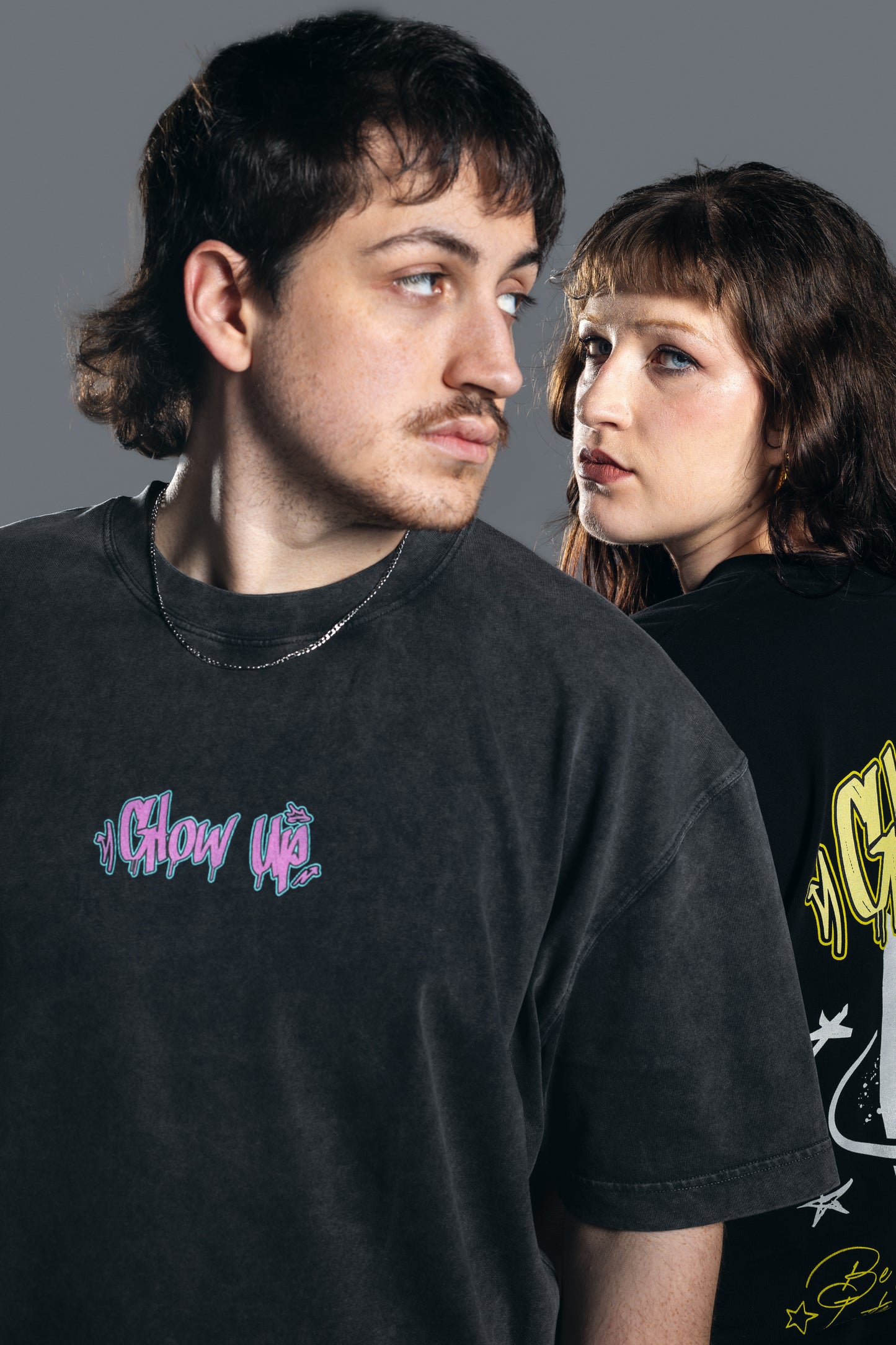 CAMISETA OVERSIZE "GRAFFITI"